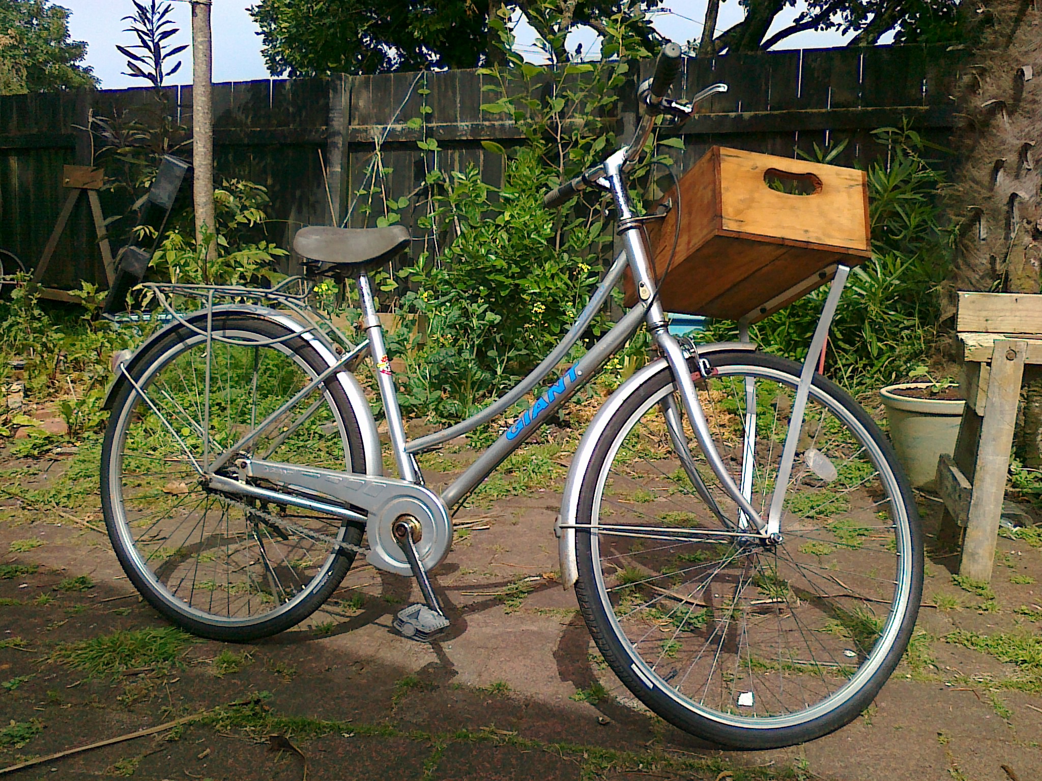 Giant ladie's bike for sale 